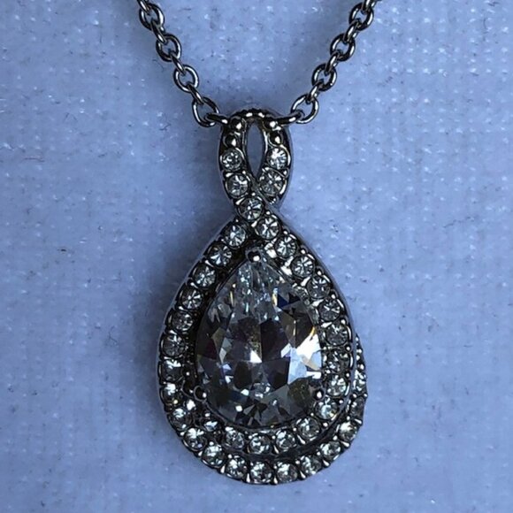 N Hallmark Silver CZ Teardrop Cluster Infinity Necklace - Picture 3 of 16